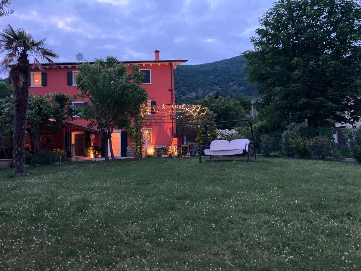 Redhouse Pesina Villa Costermano Kültér fotó